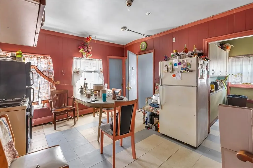 217 223 Plainfield Street Providence RI 02909