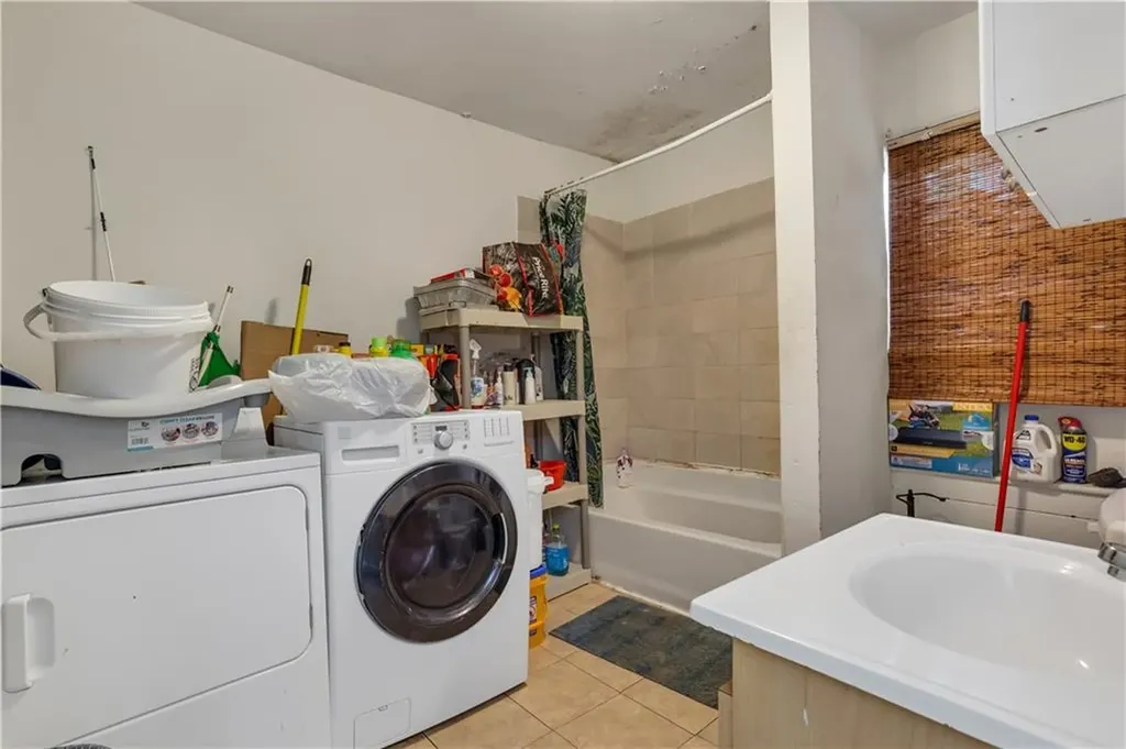 217 223 Plainfield Street Providence RI 02909