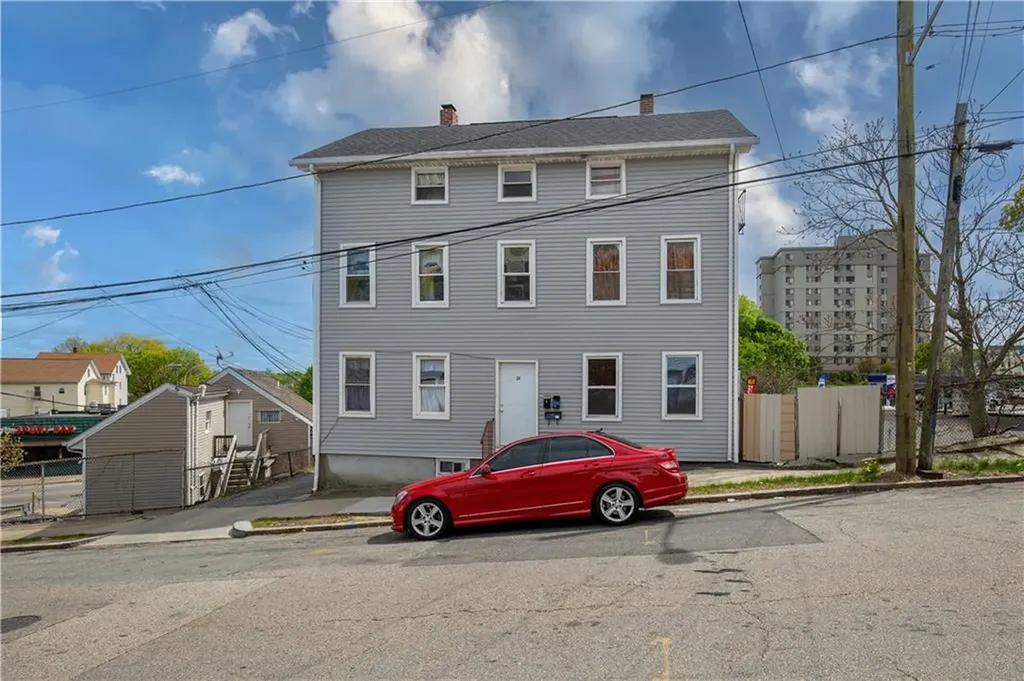217 223 Plainfield Street Providence RI 02909