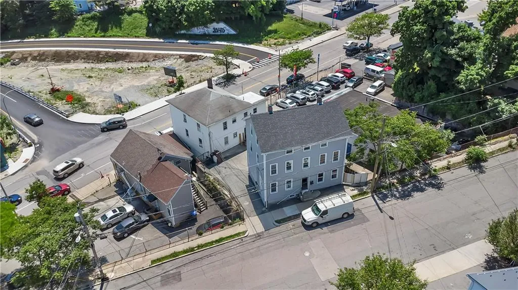 217 223 Plainfield Street Providence RI 02909