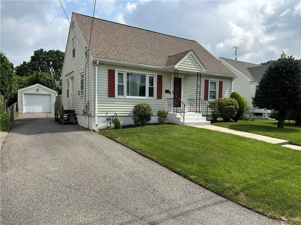 15 Chappy Street Cranston RI 02920