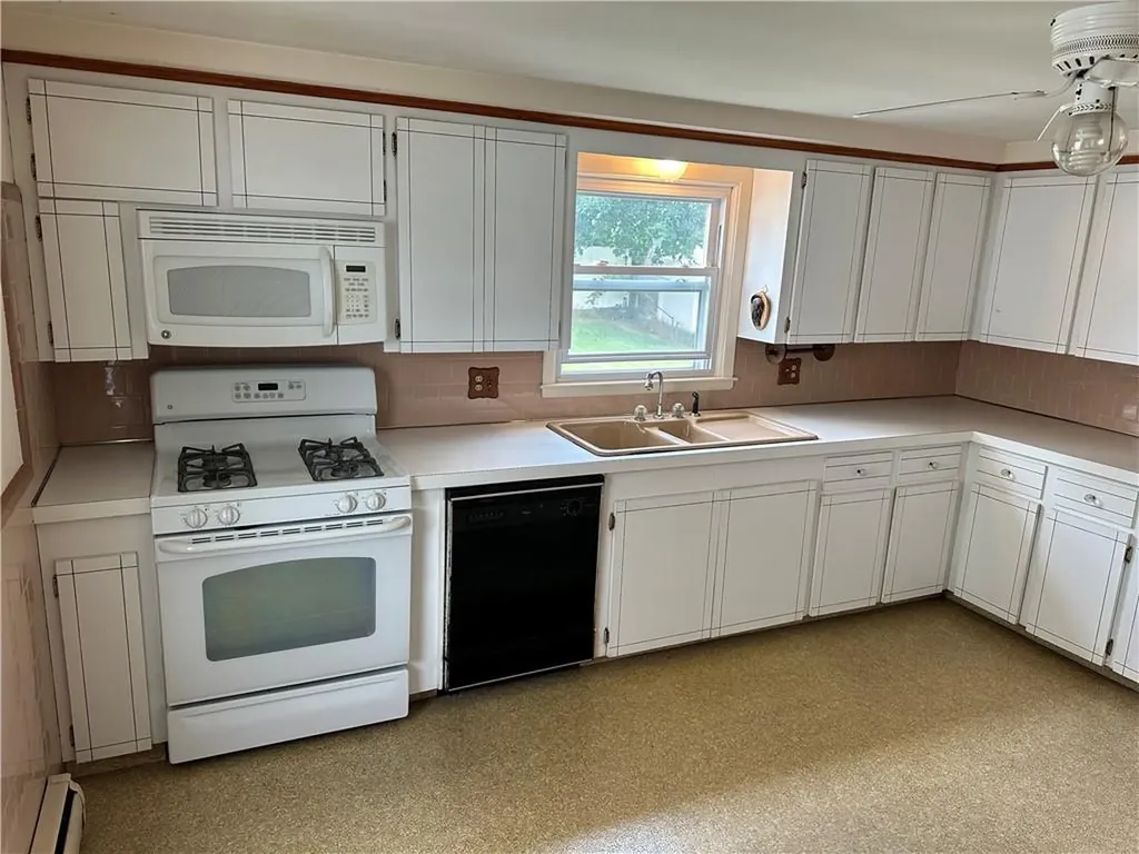 15 Chappy Street Cranston RI 02920