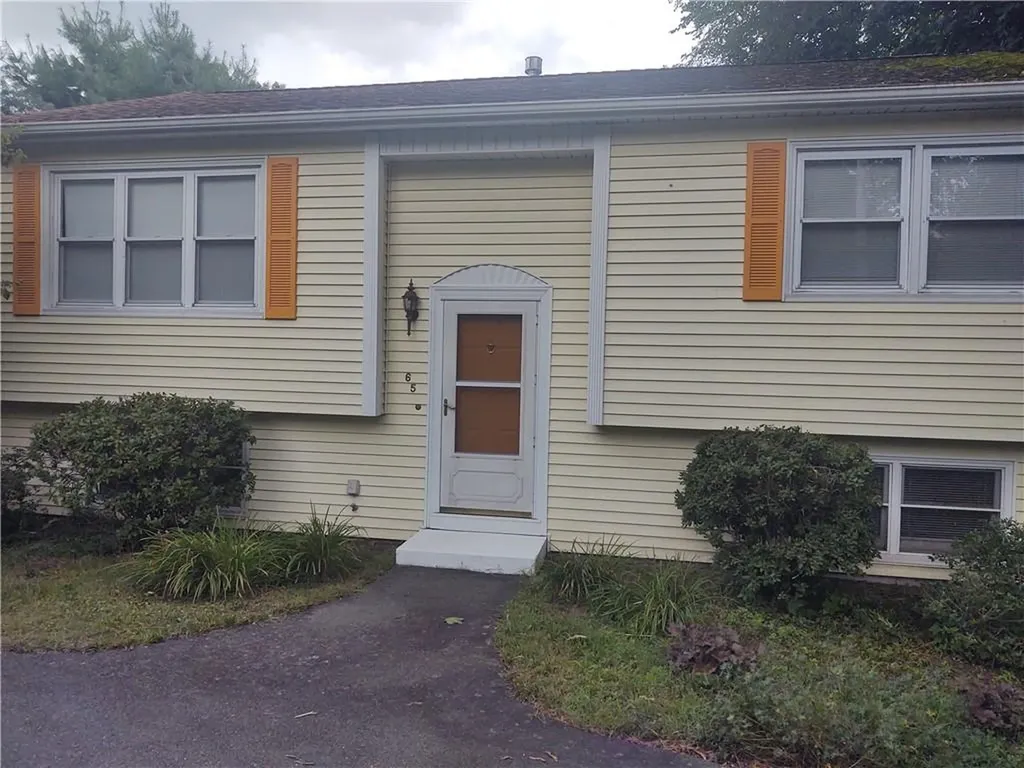 65 N Pleasant Street West Warwick RI 02893