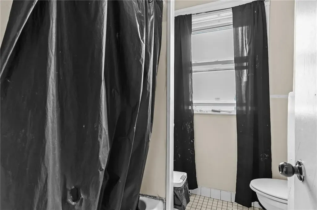 127 129 Sumner Avenue Central Falls RI 02863