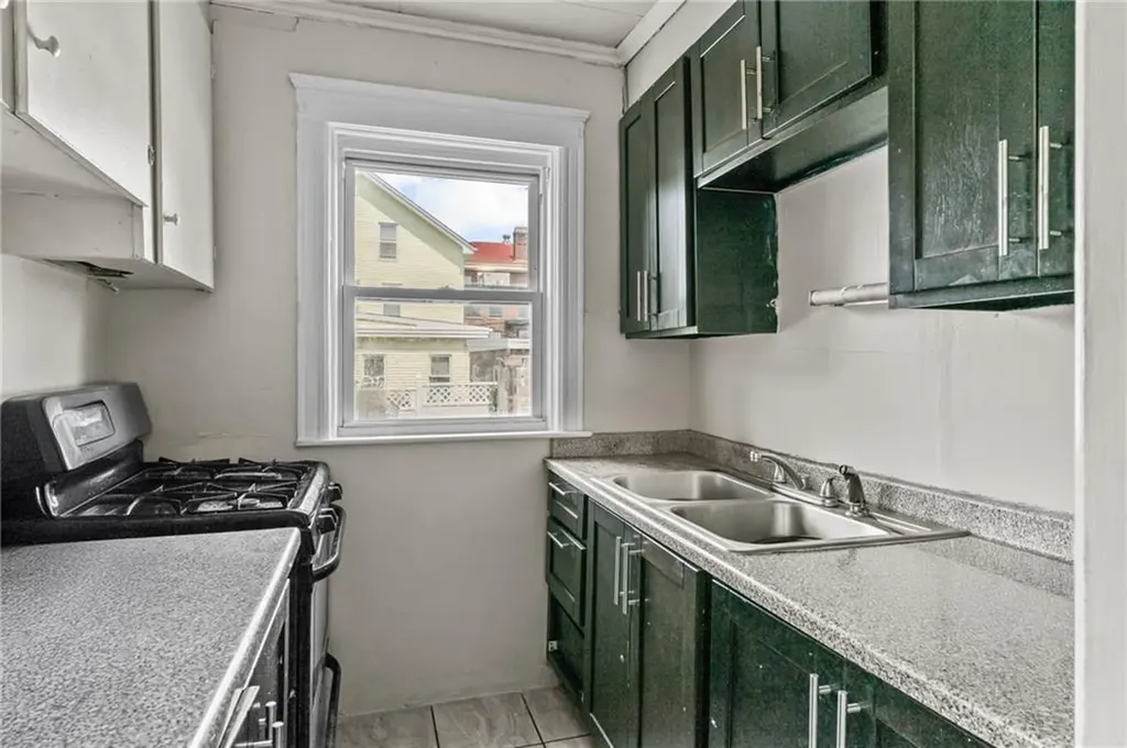 127 129 Sumner Avenue Central Falls RI 02863