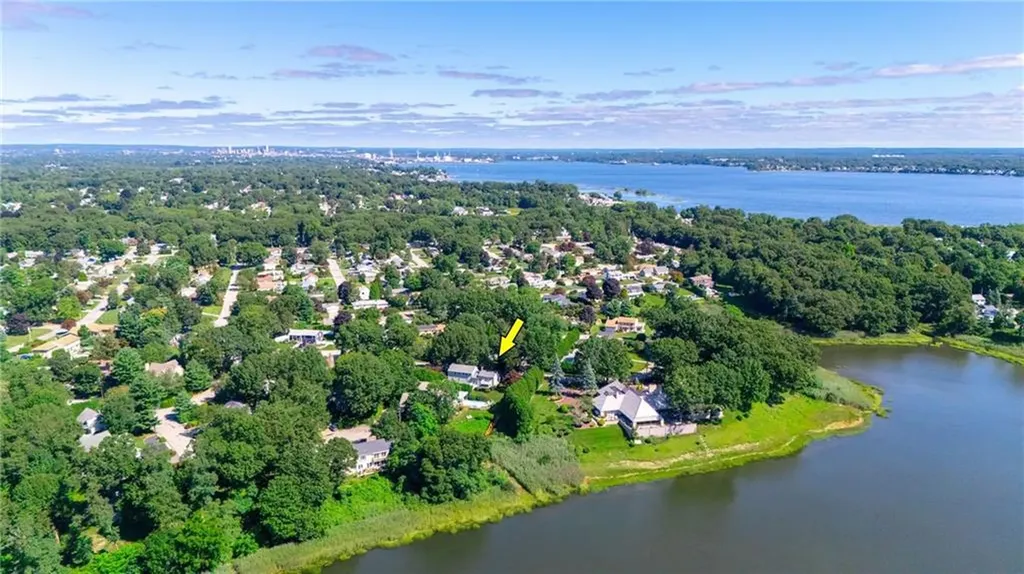 35 Cedar Bay Drive Warwick RI 02888