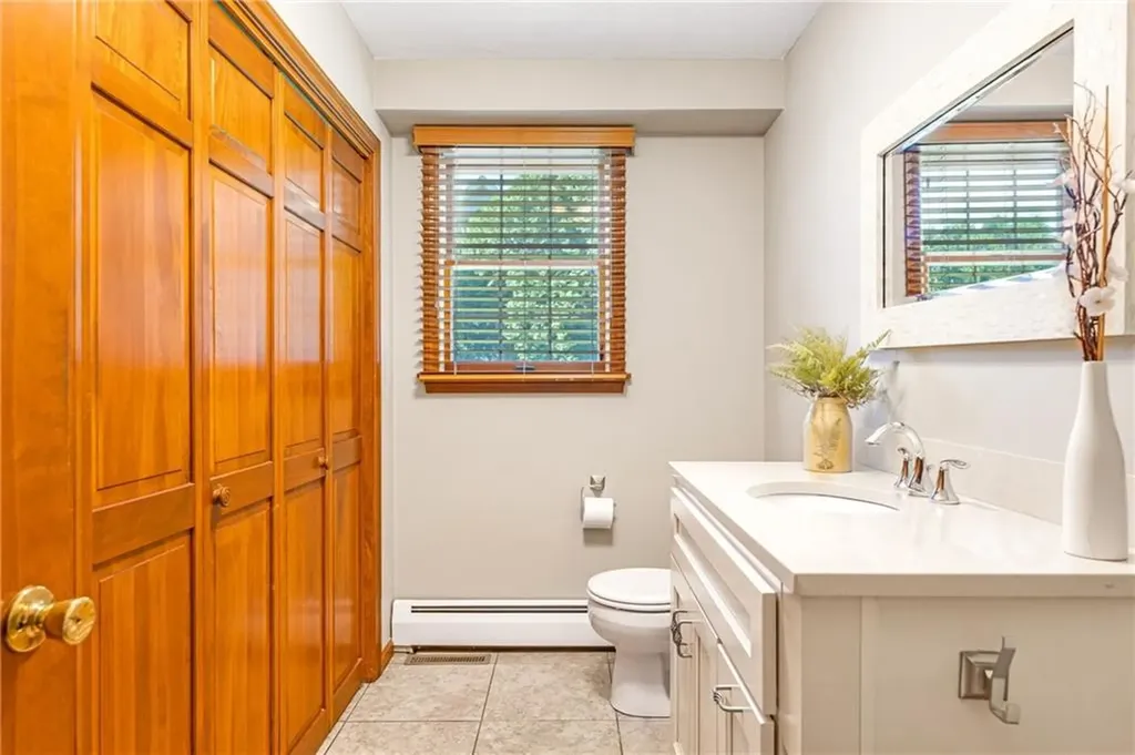 35 Cedar Bay Drive Warwick RI 02888