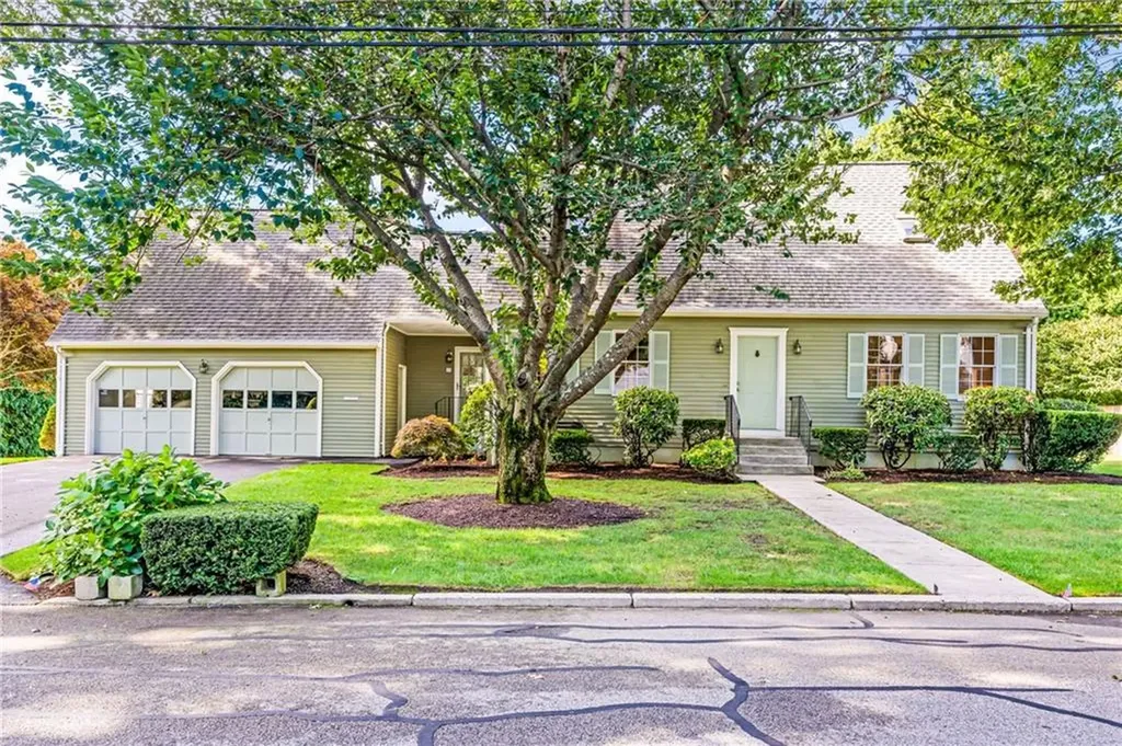 35 Cedar Bay Drive Warwick RI 02888