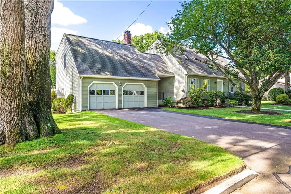 35 Cedar Bay Drive Warwick RI 02888