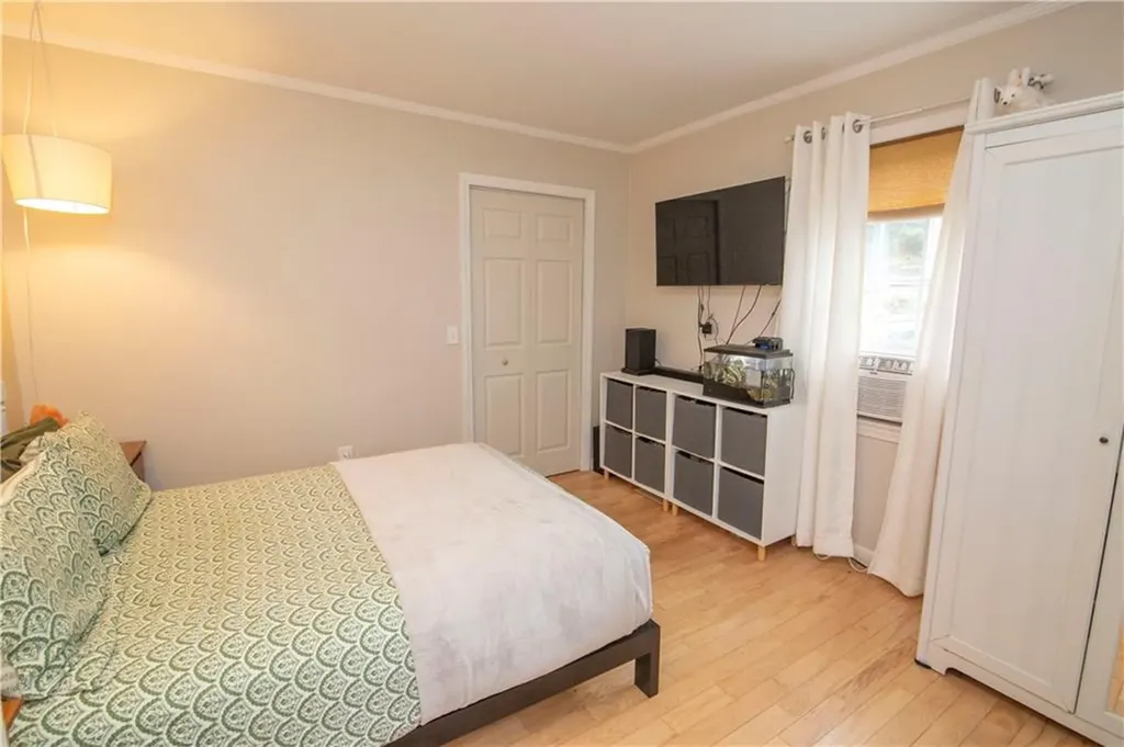 10 Tonkawa Avenue Westerly RI 02891