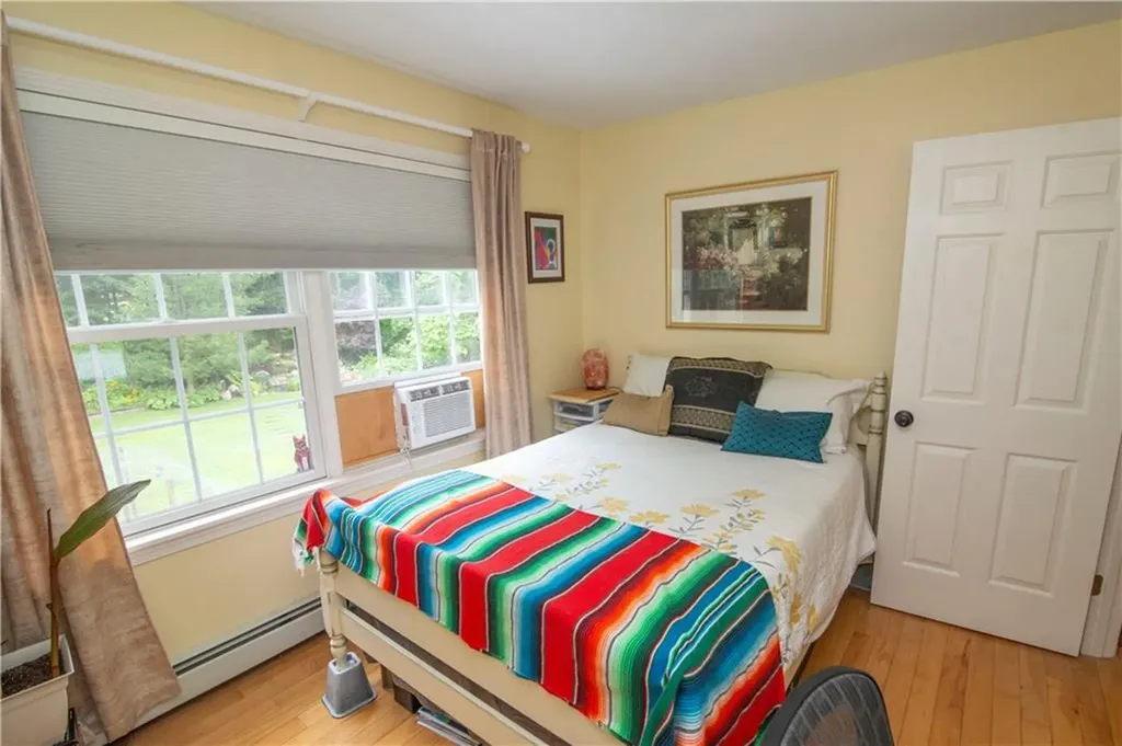 10 Tonkawa Avenue Westerly RI 02891