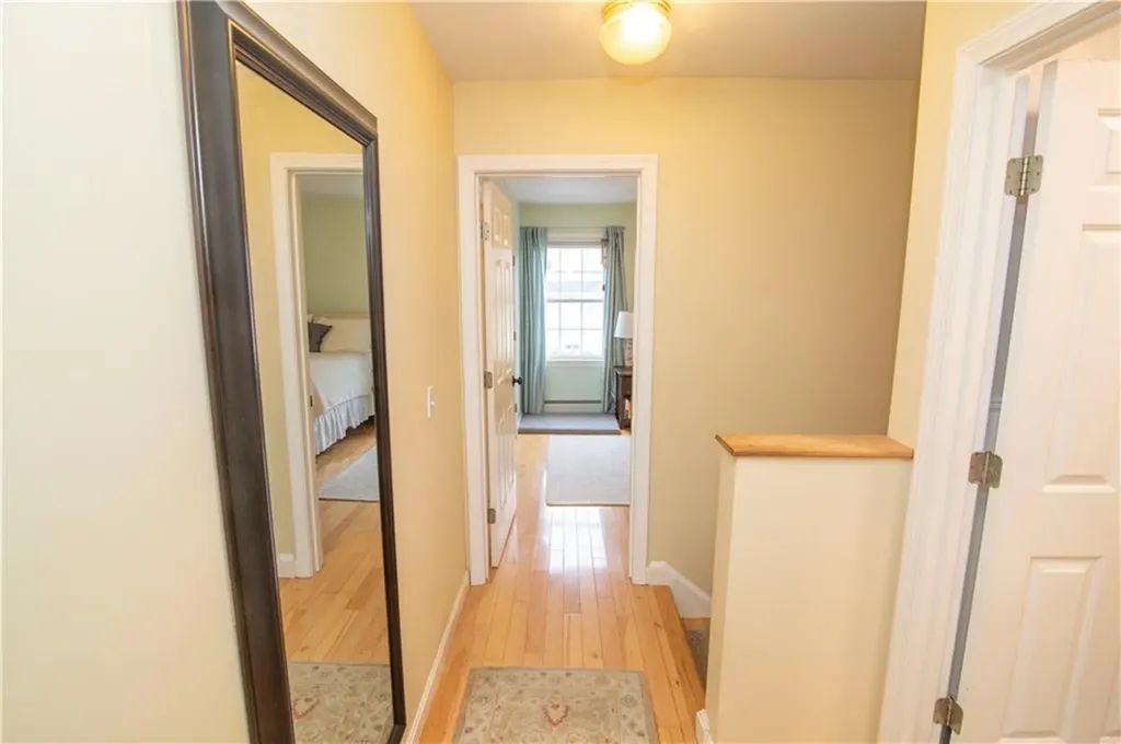 10 Tonkawa Avenue Westerly RI 02891