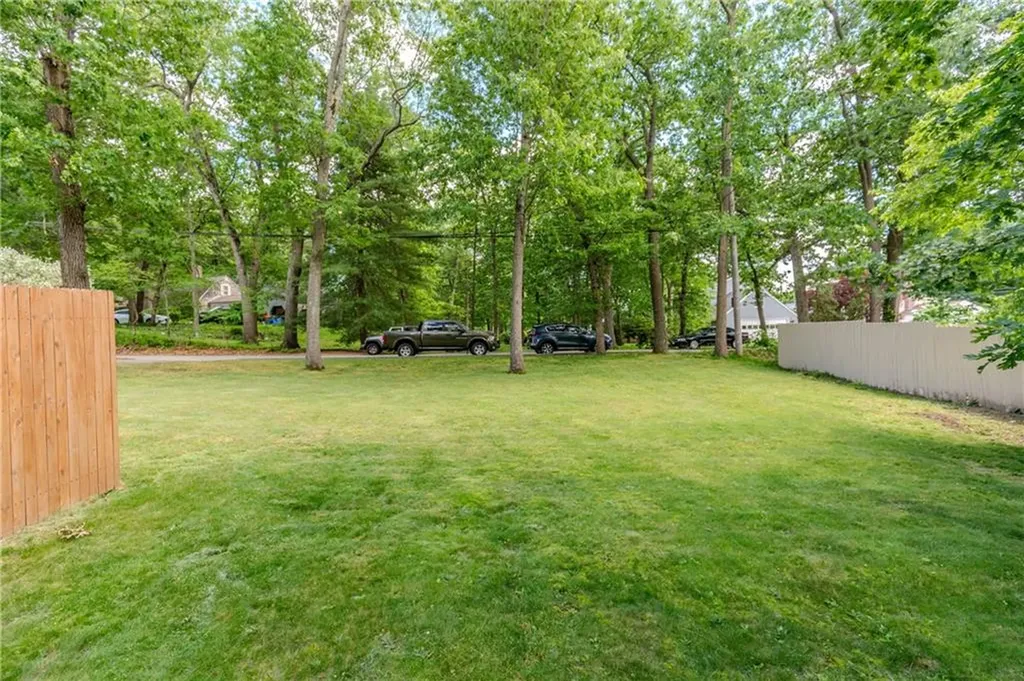 125 Posnegansett Avenue Warwick RI 02888