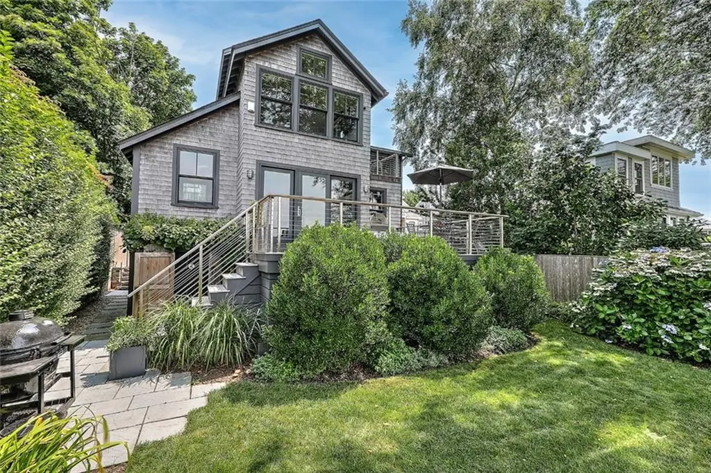 1282 Anthony Road Portsmouth RI 02871