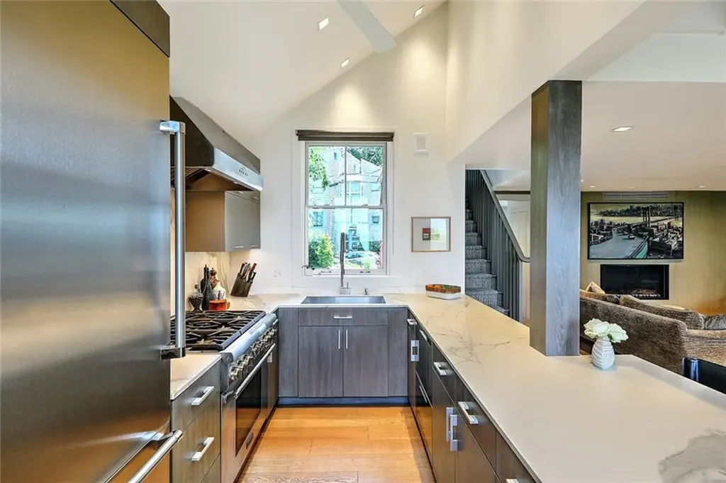 1282 Anthony Road Portsmouth RI 02871