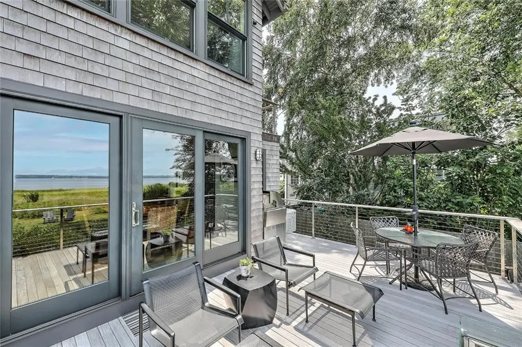 1282 Anthony Road Portsmouth RI 02871