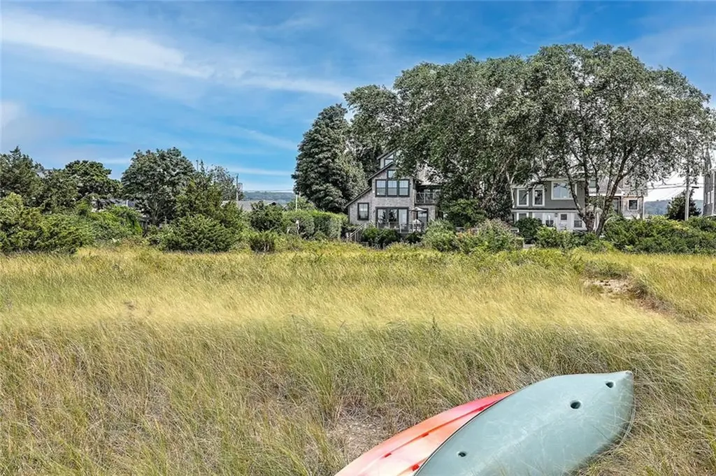 1282 Anthony Road Portsmouth RI 02871