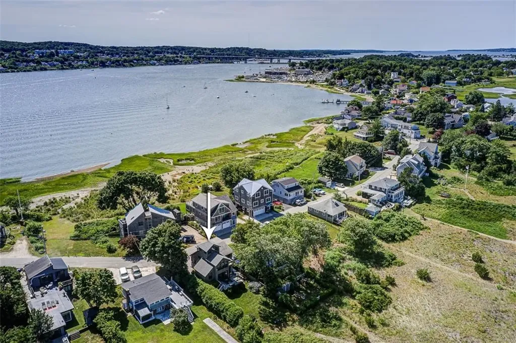 1282 Anthony Road Portsmouth RI 02871