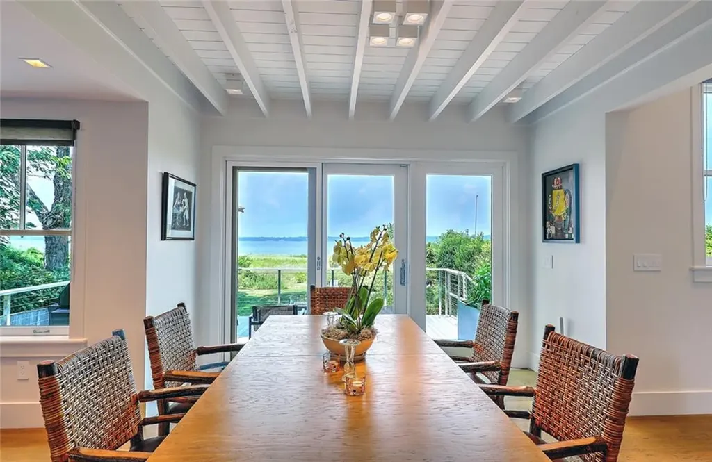 1282 Anthony Road Portsmouth RI 02871