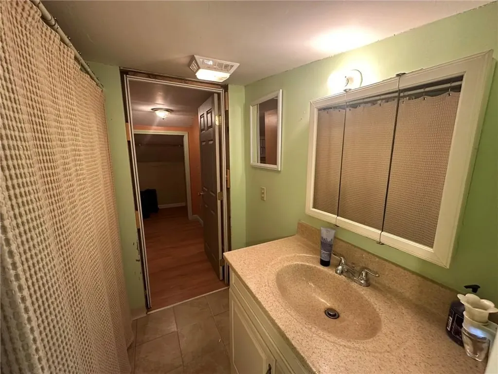 10 Harris Avenue Johnston RI 02919