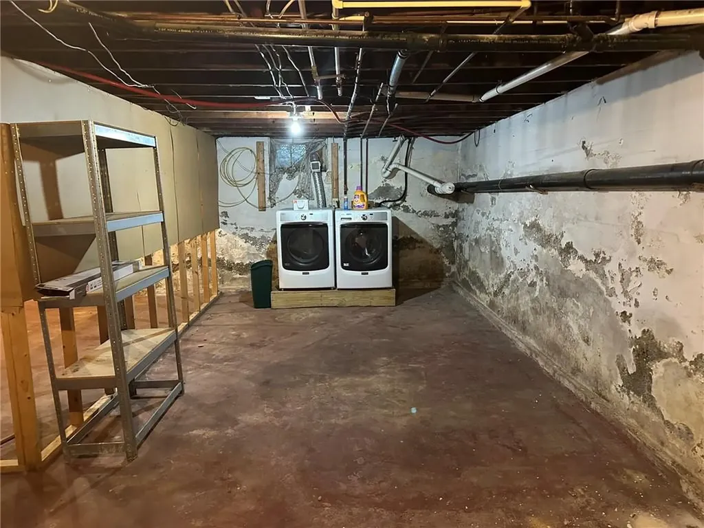 10 Harris Avenue Johnston RI 02919