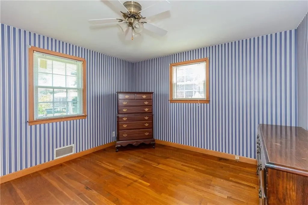 47 Foxcroft Avenue Warwick RI 02889