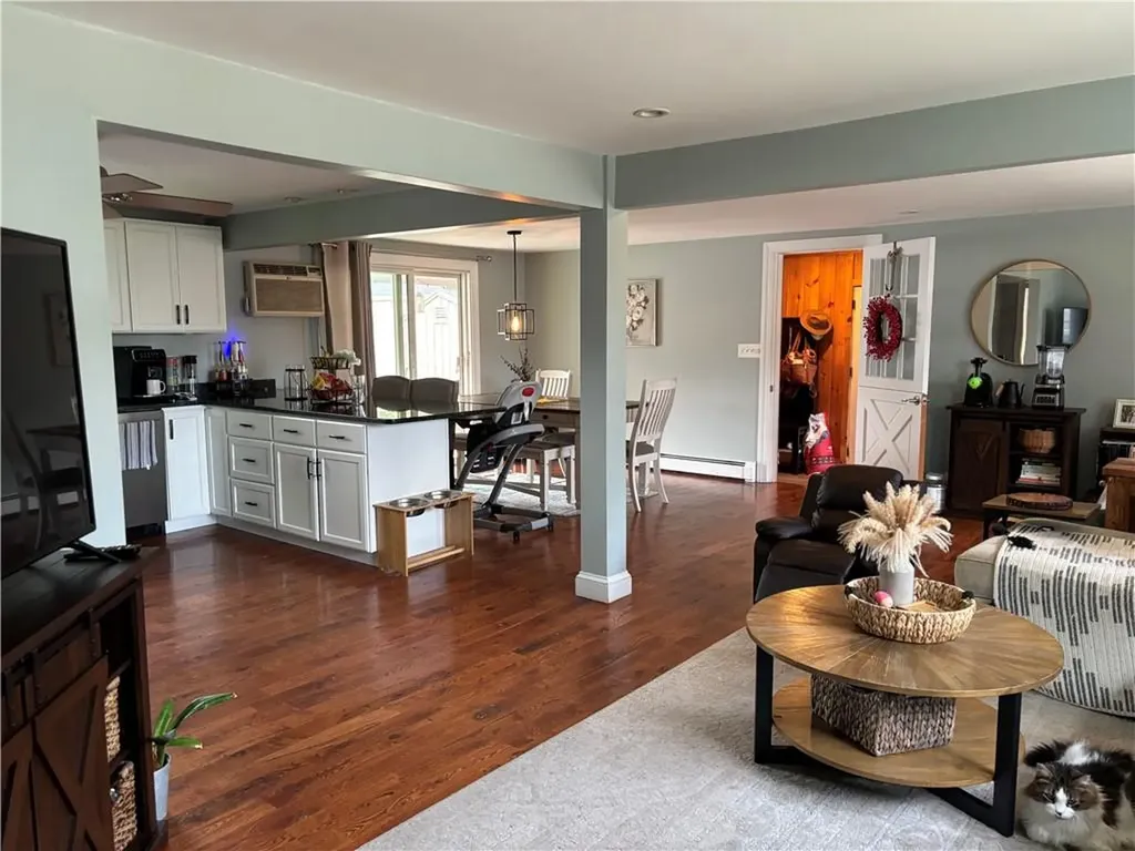 41 Erie Street Providence RI 02908