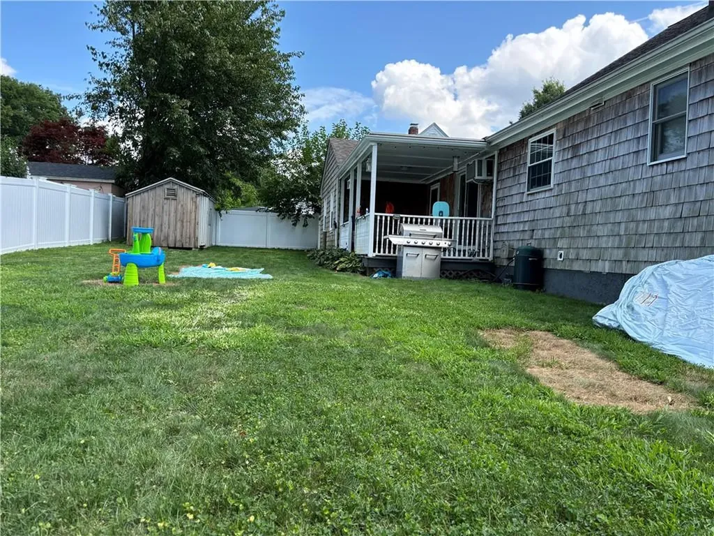 41 Erie Street Providence RI 02908