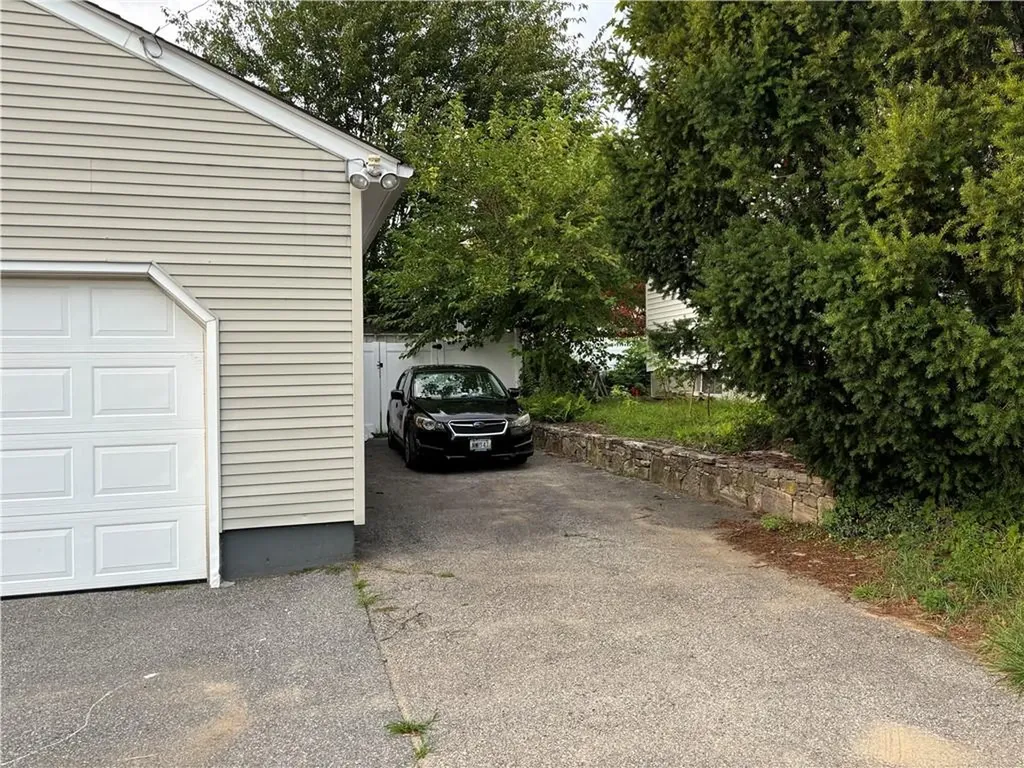 41 Erie Street Providence RI 02908