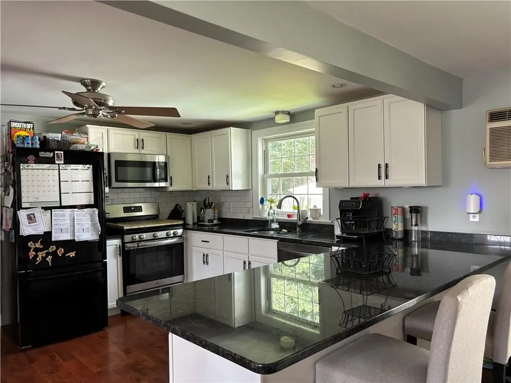 41 Erie Street Providence RI 02908