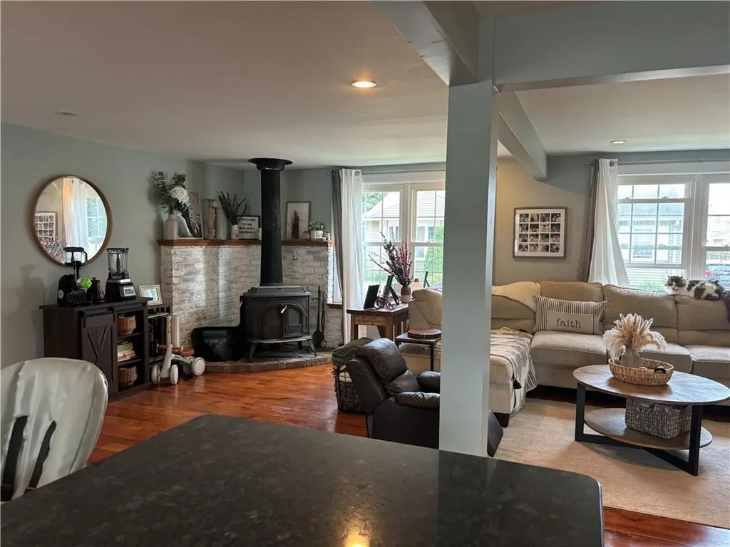 41 Erie Street Providence RI 02908
