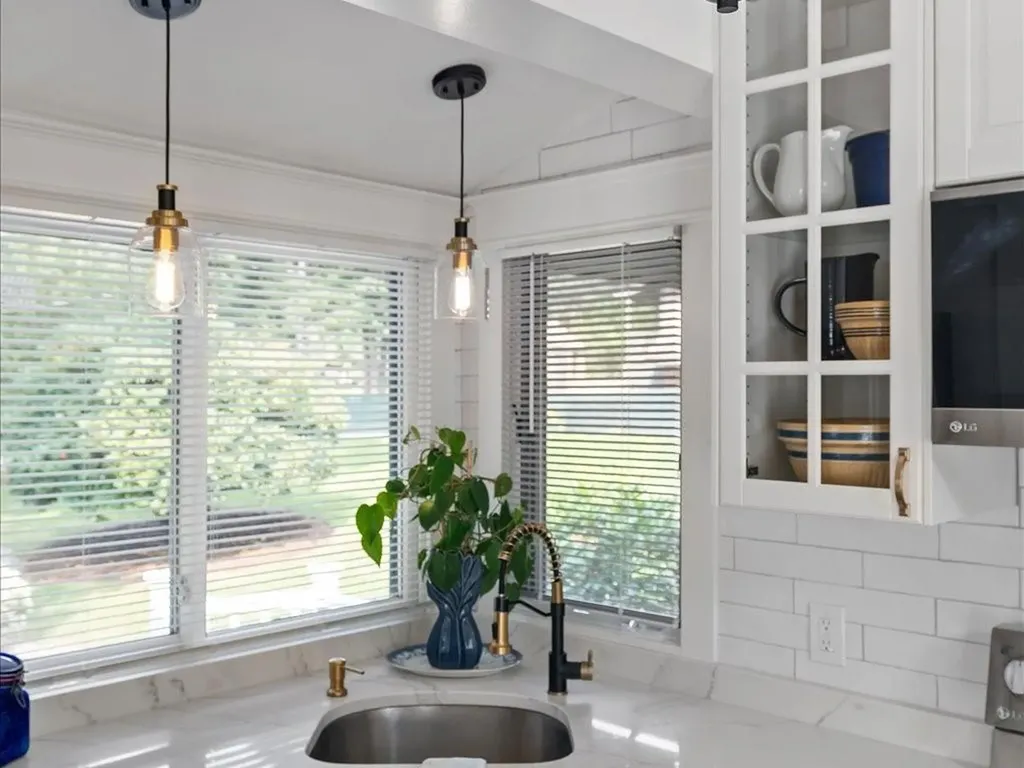 121 Steamboat Street Jamestown RI 02835