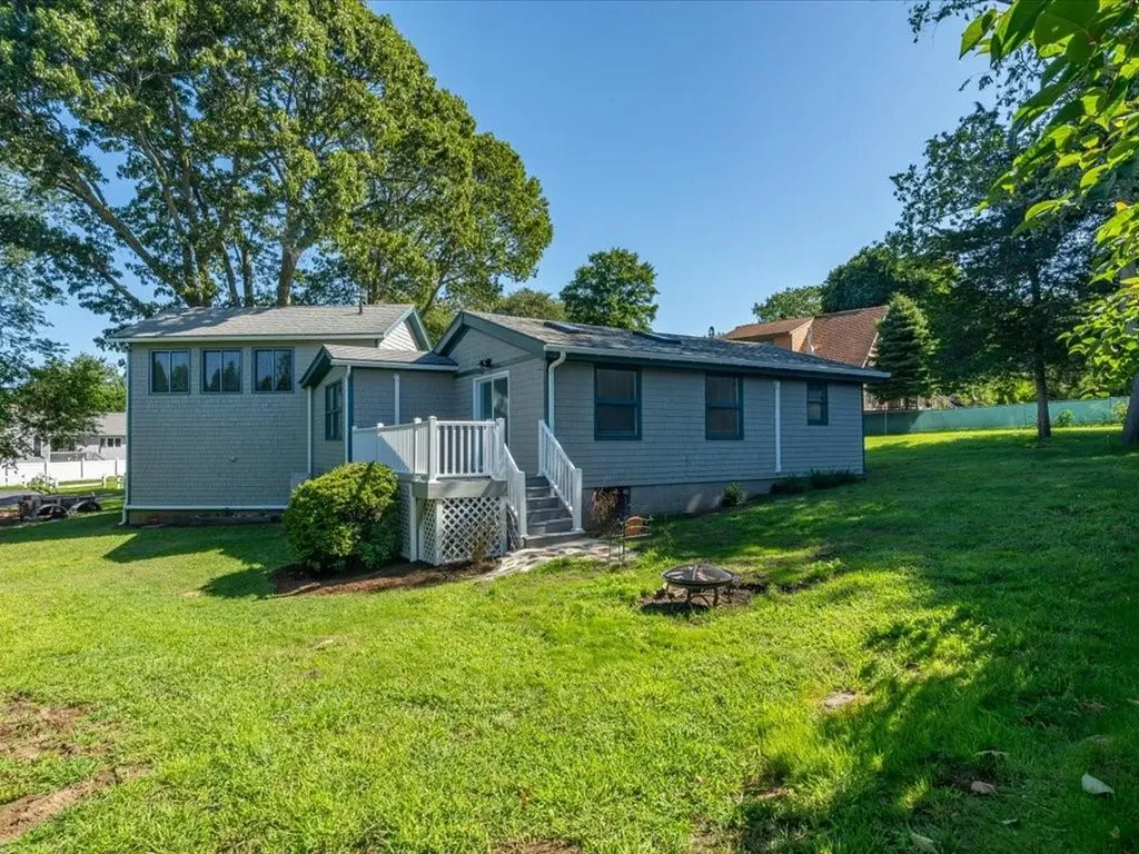 121 Steamboat Street Jamestown RI 02835