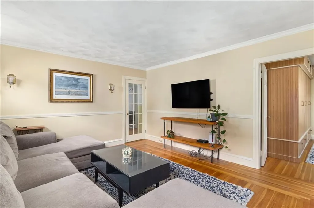 58 Hazael Street Providence RI 02908