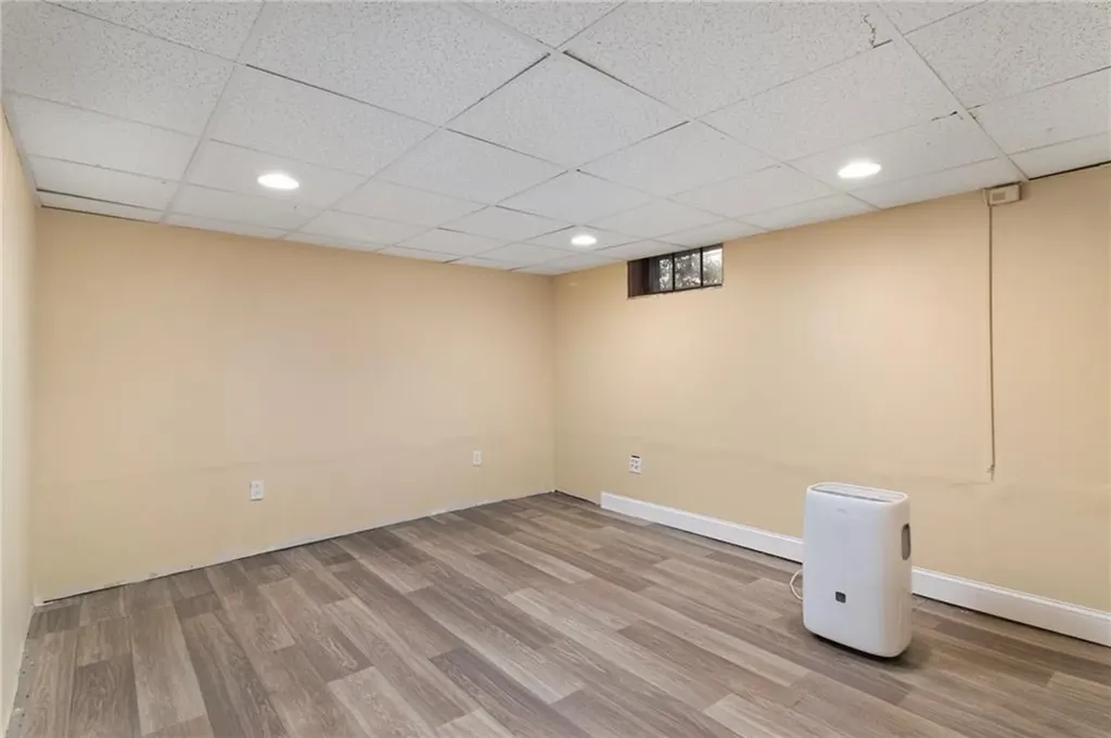 58 Hazael Street Providence RI 02908