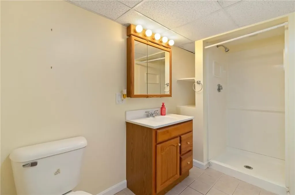58 Hazael Street Providence RI 02908