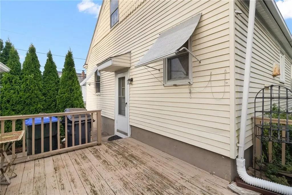 58 Hazael Street Providence RI 02908