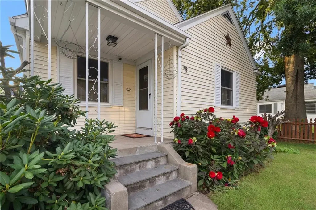 58 Hazael Street Providence RI 02908