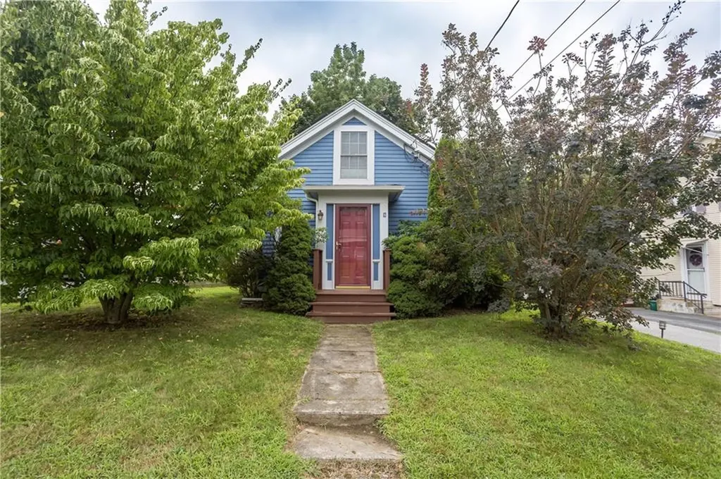 4 Terrace Avenue West Warwick RI 02893