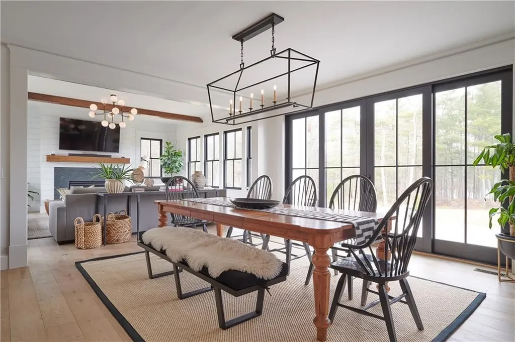 15 Chiswick Road Smithfield RI 02828