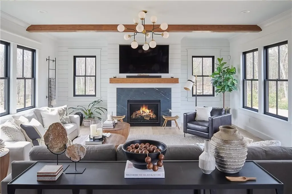 15 Chiswick Road Smithfield RI 02828
