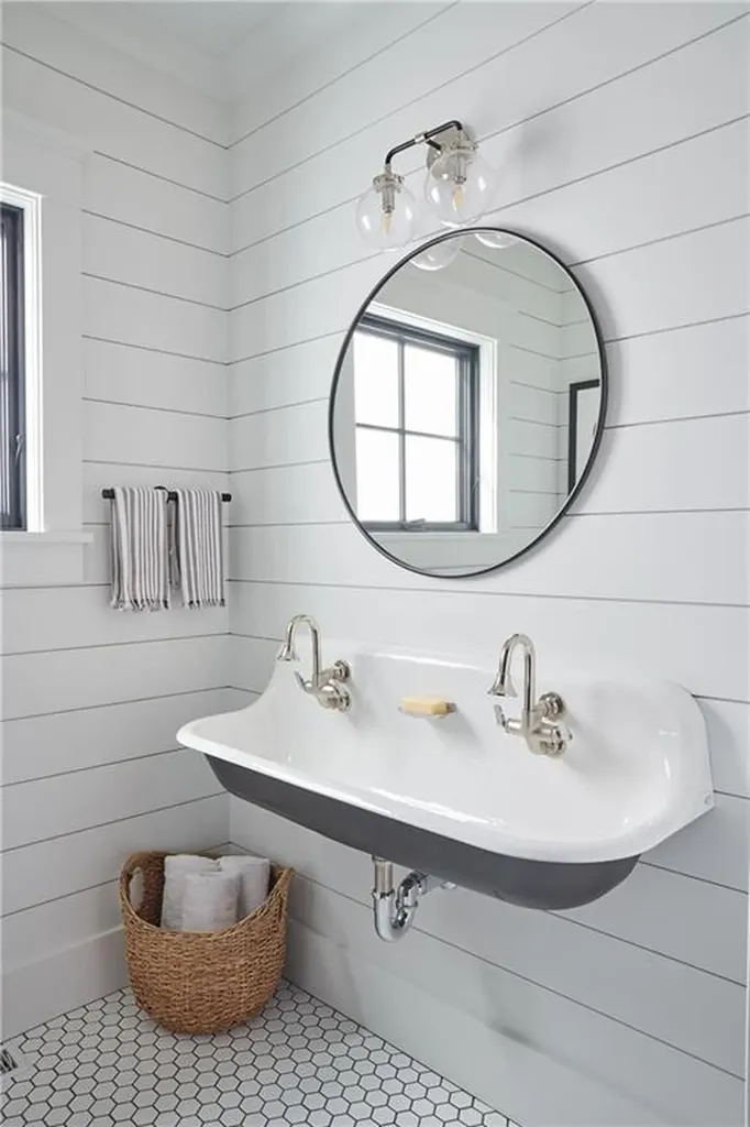 15 Chiswick Road Smithfield RI 02828
