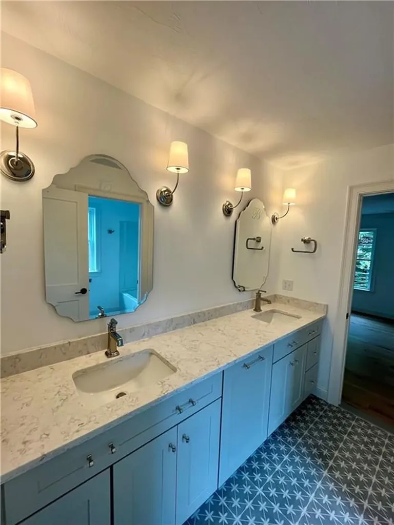 15 Chiswick Road Smithfield RI 02828