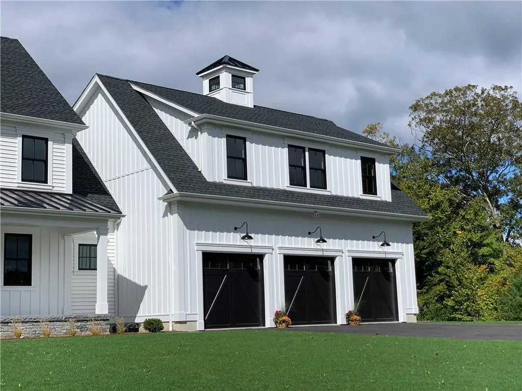 15 Chiswick Road Smithfield RI 02828