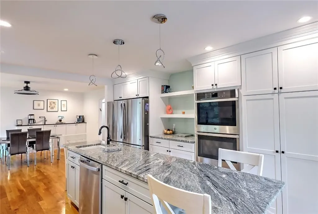 22 Glen Drive Providence RI 02906