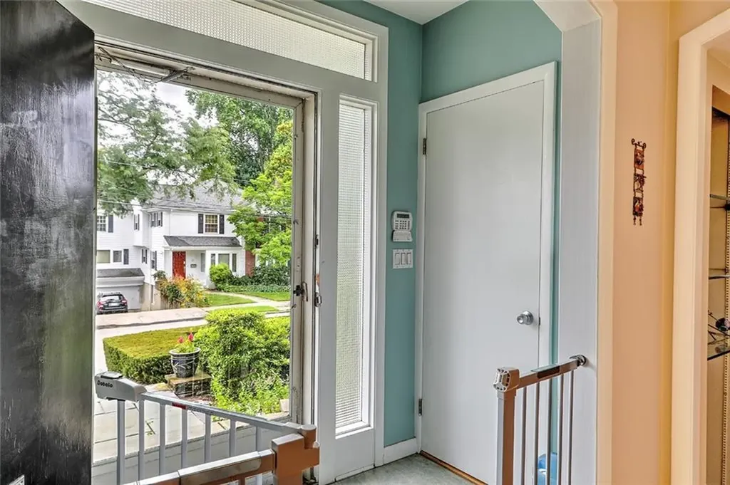 22 Glen Drive Providence RI 02906