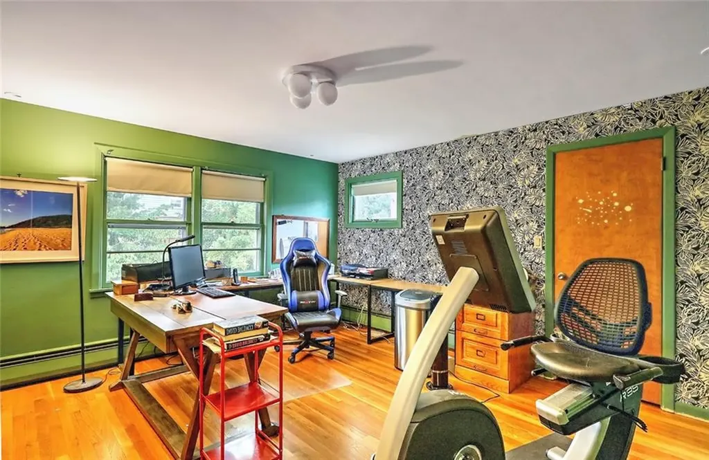 22 Glen Drive Providence RI 02906