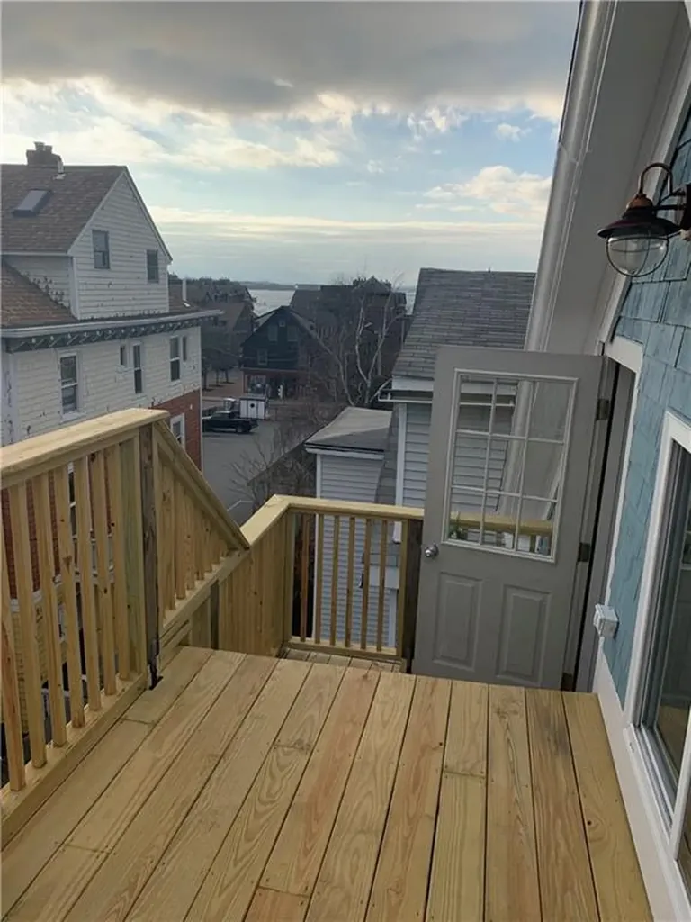 9 Ann Street Newport RI 02840