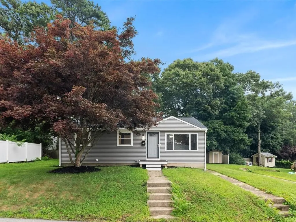 65 Roundway Drive Coventry RI 02816