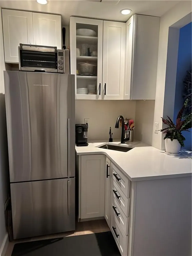 65 Weybosset Street Providence RI 02903